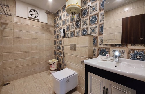 Nagchala Hotel | Hotel Mandi Heights - Bar, Fine Dining & Banquet Hall