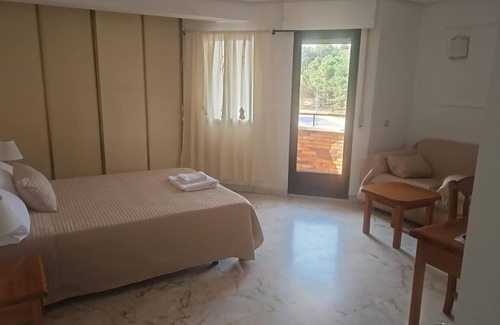 Las Navas Del Marques Hotel | HOTEL MAXIMUS