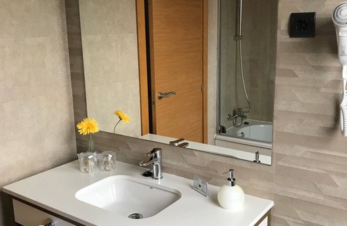 Muriedas Hotel | Hotel Mercedes