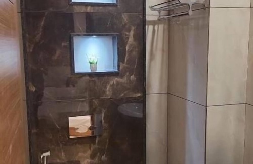 Aligarh Hotel | Hotel Midtown Aligarh