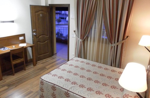 Milagros Hotel | Hotel Milagros Rio Riaza