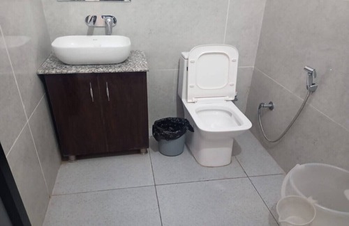 Kirtinagar Hotel | Hotel Moon Rise