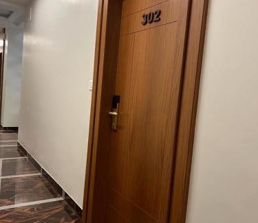 Rajahmundry House | Hotel Narayan Villa