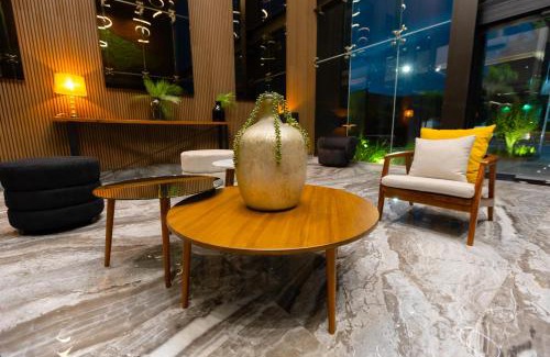 Leon Hotel | Hotel Noite Business Class