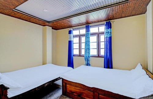Darjeeling Hotel | Hotel O Adarash Hotel