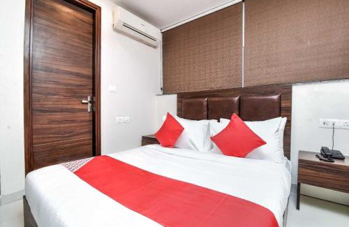 Alandi Hotel | Hotel O Alandi Markal Crossway Formerly Shetkari Mala Lodging