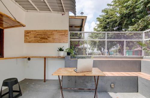 Mandau Hotel | Hotel O Angsana Aglow Homestay Near Taman Angsana