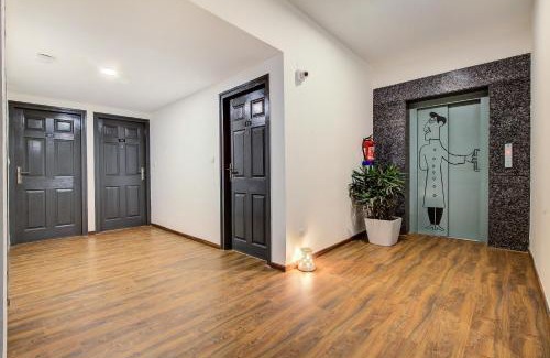 Faridabad Hotel | Hotel O Evergreen