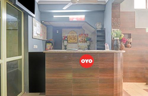 Indira Nagar Hotel | Hotel O Four Square