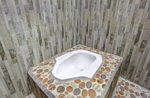 Praya Hotel | Hotel O Homestay Bang HajiNearLapangan Penujak (Inen Gonggang)