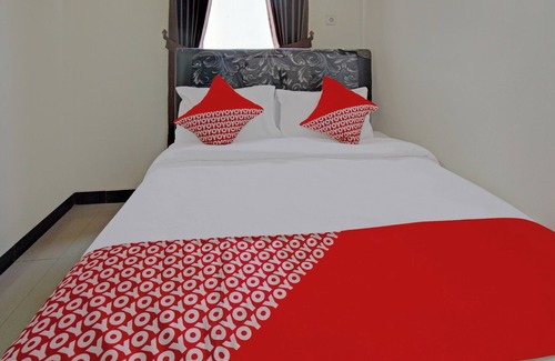 Blitar Hotel | Hotel O Irma's Residence