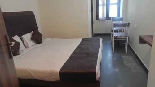 Devarkonda Hotel | Hotel O Kaveri Stay Inn Luxury Rooms