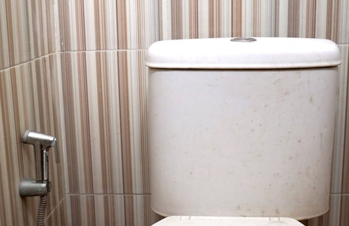 Blitar Hotel | Hotel O Kost Putih Syariah