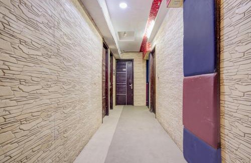 Pitampura Hotel | Hotel O LS BANQUET & ROOMS