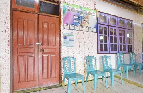 Pulisan Hotel | Hotel O Pulisan Ekowisata Homestay Near Wisata Pantai Desa Pulisan (Pulisan Beach Tour)