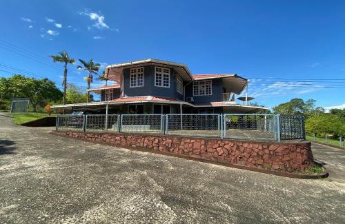 Santubong Hotel | Hotel O Rb Homestay & Farms