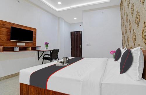 Sanwer Hotel | Hotel O Shivaay