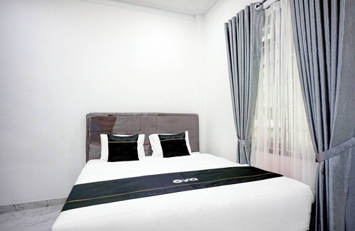 Medan Hotel | Hotel O Sm Raja Guest House
