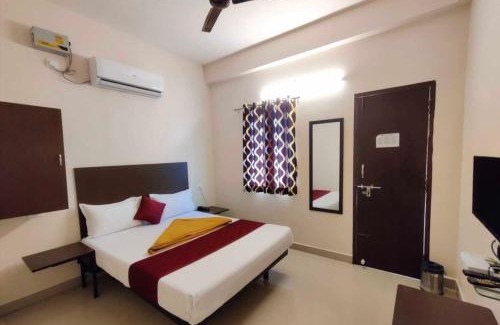 Manali Hotel | Hotel O Thirumangalam Metro Station Chennai