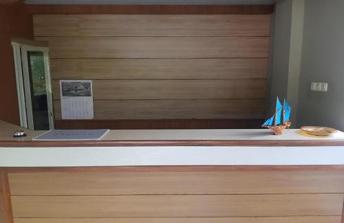 Tetebatu Hotel | Hotel O Wisma Tulip Near Masjid Besar Desa Tanabangka