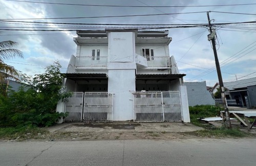 Enrekang Hotel | Hotel O Ziza Kost82 Syariah