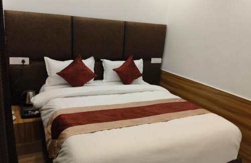 Gorakhpur Hotel | Hotel Obsidian Red