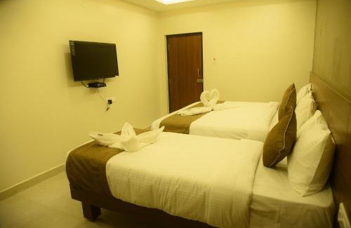 Tiruchanur Hotel | Hotel Padmavati Kannmal Residency ! Best in Value ! Tirupati, near Padmavathi Temple, all main temples & attractions! with all Amenities and Facilities! Close to all Main Attractions - 2