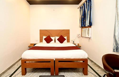 Sindhi Camp Hotel | Hotel Paradise Continental