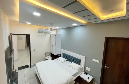 Rawatsar Hotel | Hotel Paramount