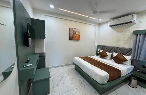 Gandhinagar Hotel | Hotel Paris Gandhinagar
