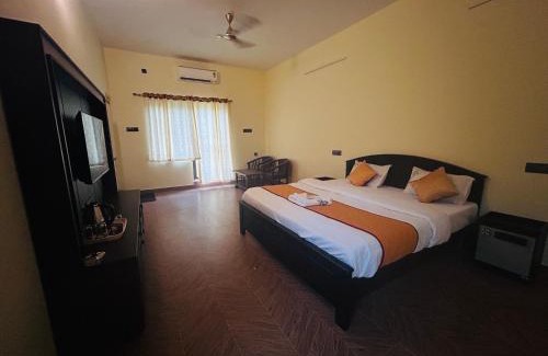 Ganapathichettikulam Hotel | Hotel Priso