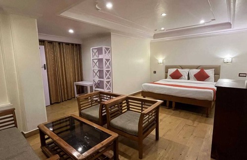 Chhota Shimla Hotel | Hotel Rahat Regency