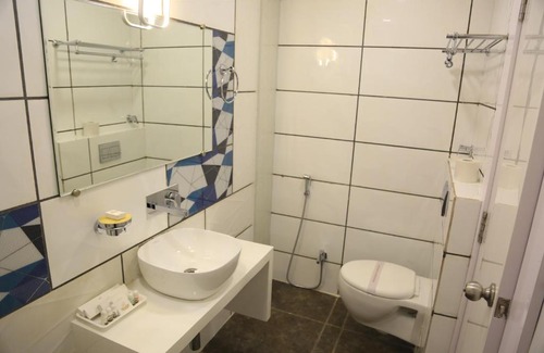 Shivpuri Hotel | Hotel Raj Palace