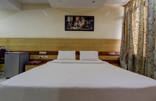 Badami Hotel | Hotel Rajsangam International