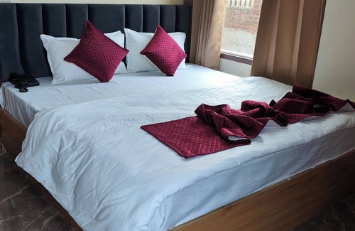 Amritsar Hotel | Hotel RB Inn