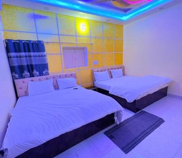 Varanasi Nagar Nigam Hotel | Hotel Red Gold