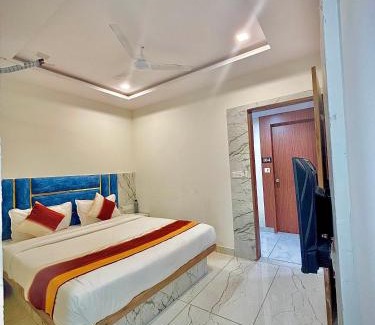 Bhat Hotel | Hotel Regal