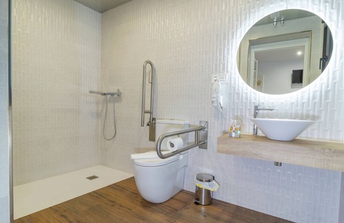 Cogollos de Guadix Hotel | Hotel Reina Aixa