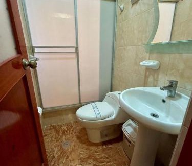 La Victoria Hotel | Hotel Residencial Los Tres Pinos