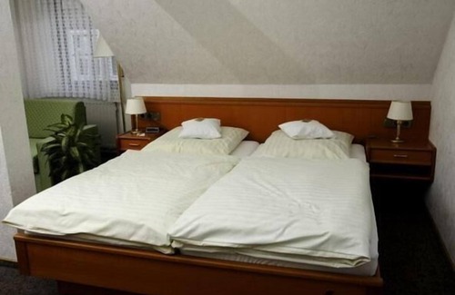 Grossalmerode Hotel | Hotel Restaurant Pempel