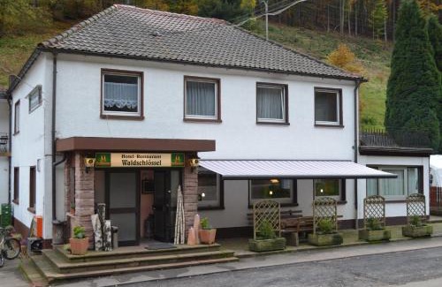 Speyerbrunn Hotel | Hotel Restaurant Waldschlössel