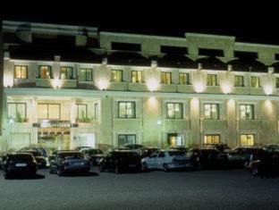 Hellin Hotel | Hotel Restaurante Emilio