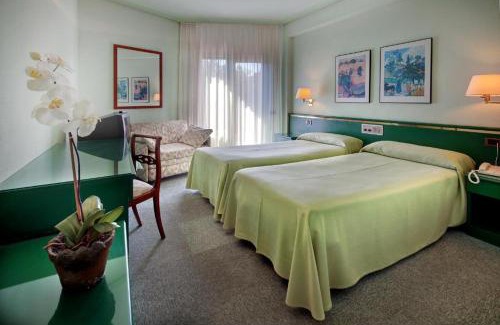 Barbastro Hotel | Hotel Rey Sancho Ramírez Somontano SL