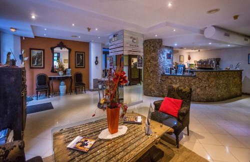 Nuevalos Hotel | Hotel Rio Piedra