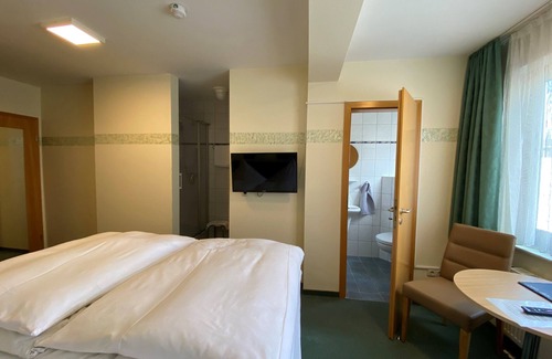 Kommerscheidt Hotel | Hotel Roeb