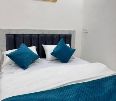 Agra House | Hotel Rohit ,Agra cantt Railway station