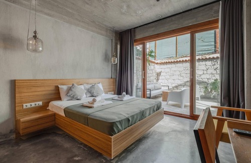 Hacımemis House | Hotel Room with Pool in Alacati 5 min to Beaches