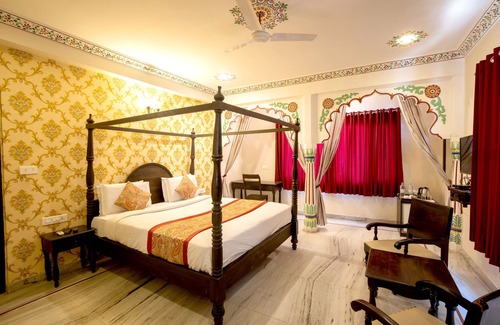 Mali Colony Hotel | Hotel Royal Pratap Niwas