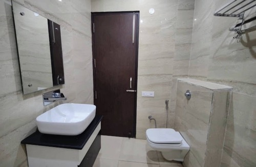 Zirakpur Hotel | Hotel Royal Regency