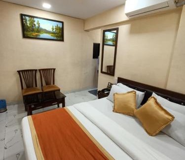 Belapur Hotel | Hotel Royal Residency